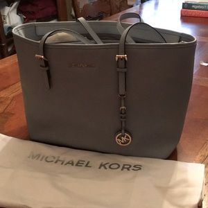 NWOT Michael Kors Jet Setter tote